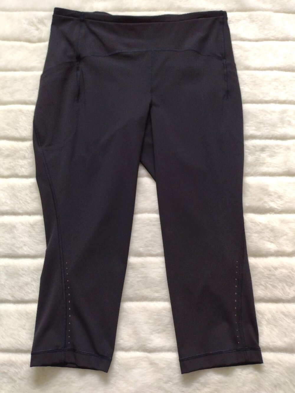 Lululemon Women's Run Inspire Crop Pants Size 14 Black